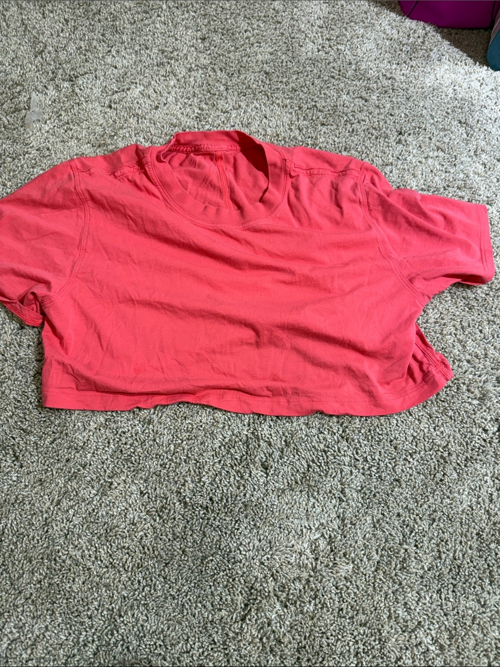 Coral Crop T-Shirt - Casual Short Sleeve Top Lululemon